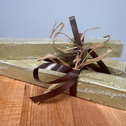 TORRONE PISTACCHIO (Cioccolato al Pistacchio  con Pistacchi Tostati)